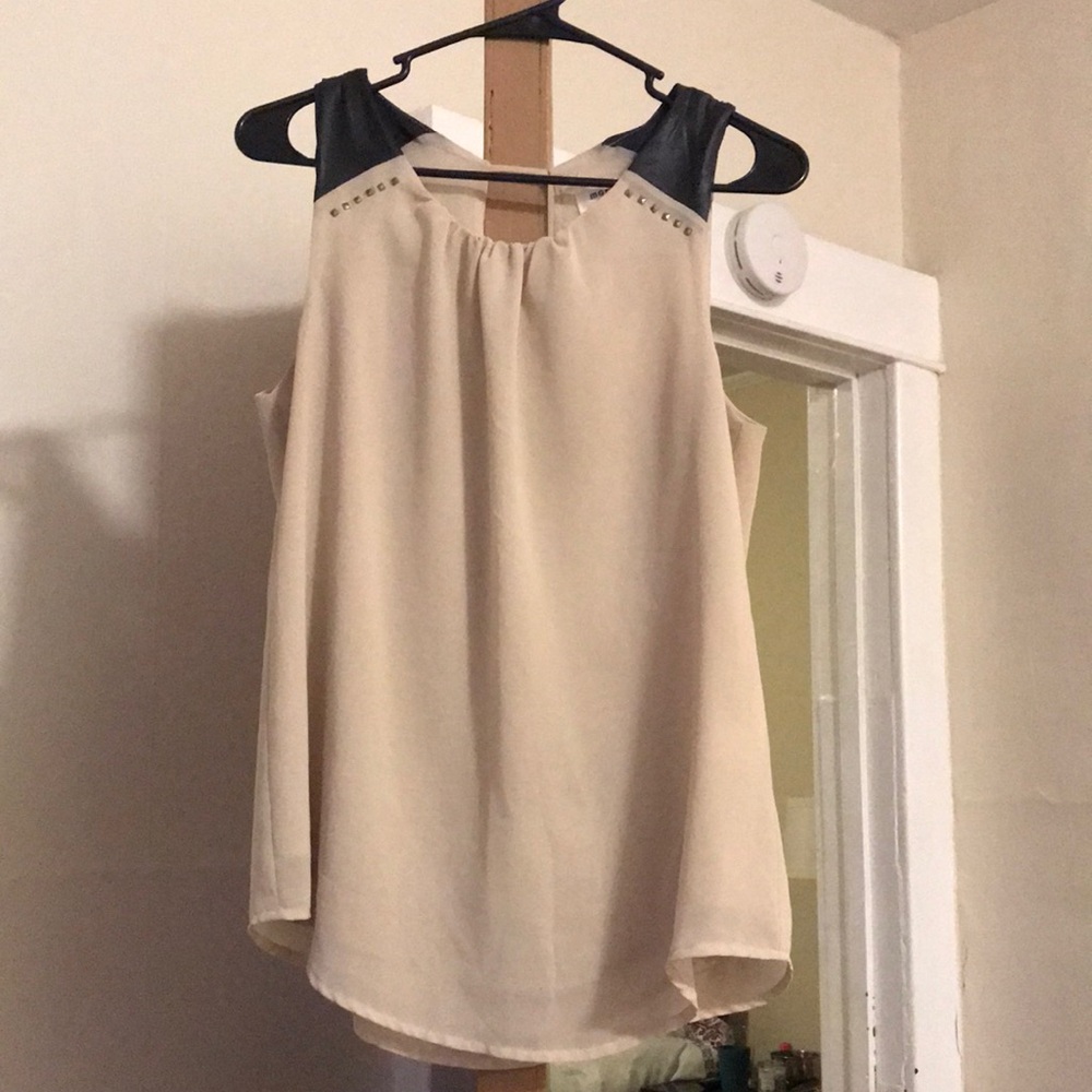 Monteau - Los Angeles Medium Beige Sleeveless Top